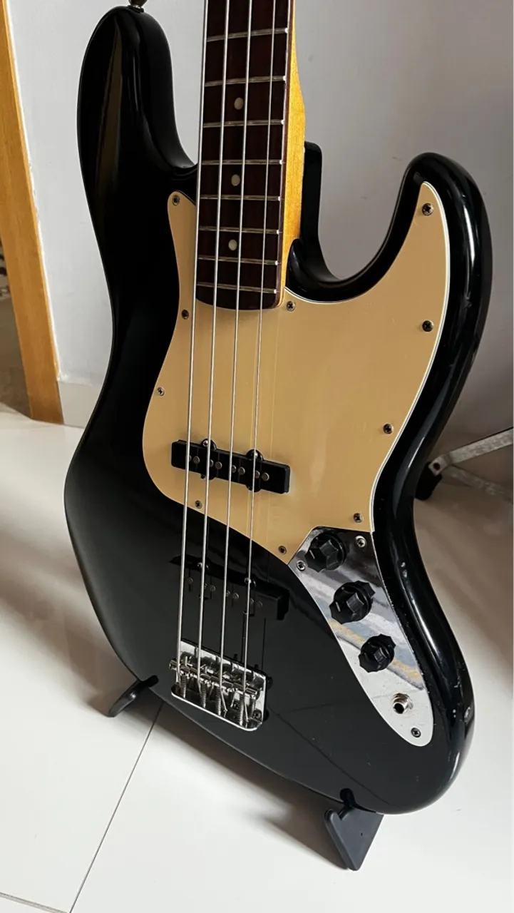 Baixo Squier Jazz Bass Affinity