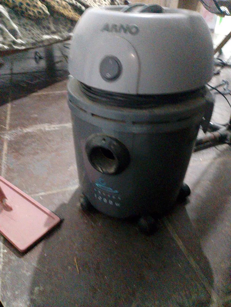 Aspirador de Pó Arno 1200W