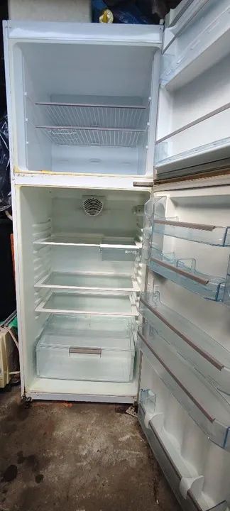 Geladeira Bosch duplex  - NÃO TÁ GELANDO - Foto 6