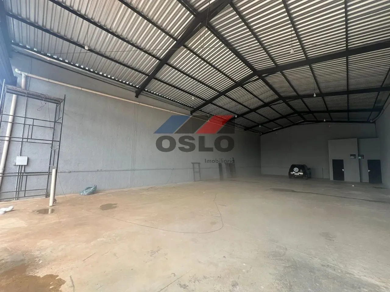 GALPÃO 300,00m² COM MEZANINO LOCALIZADO NO SETOR GARAVELO, GOIÂNIA - GO