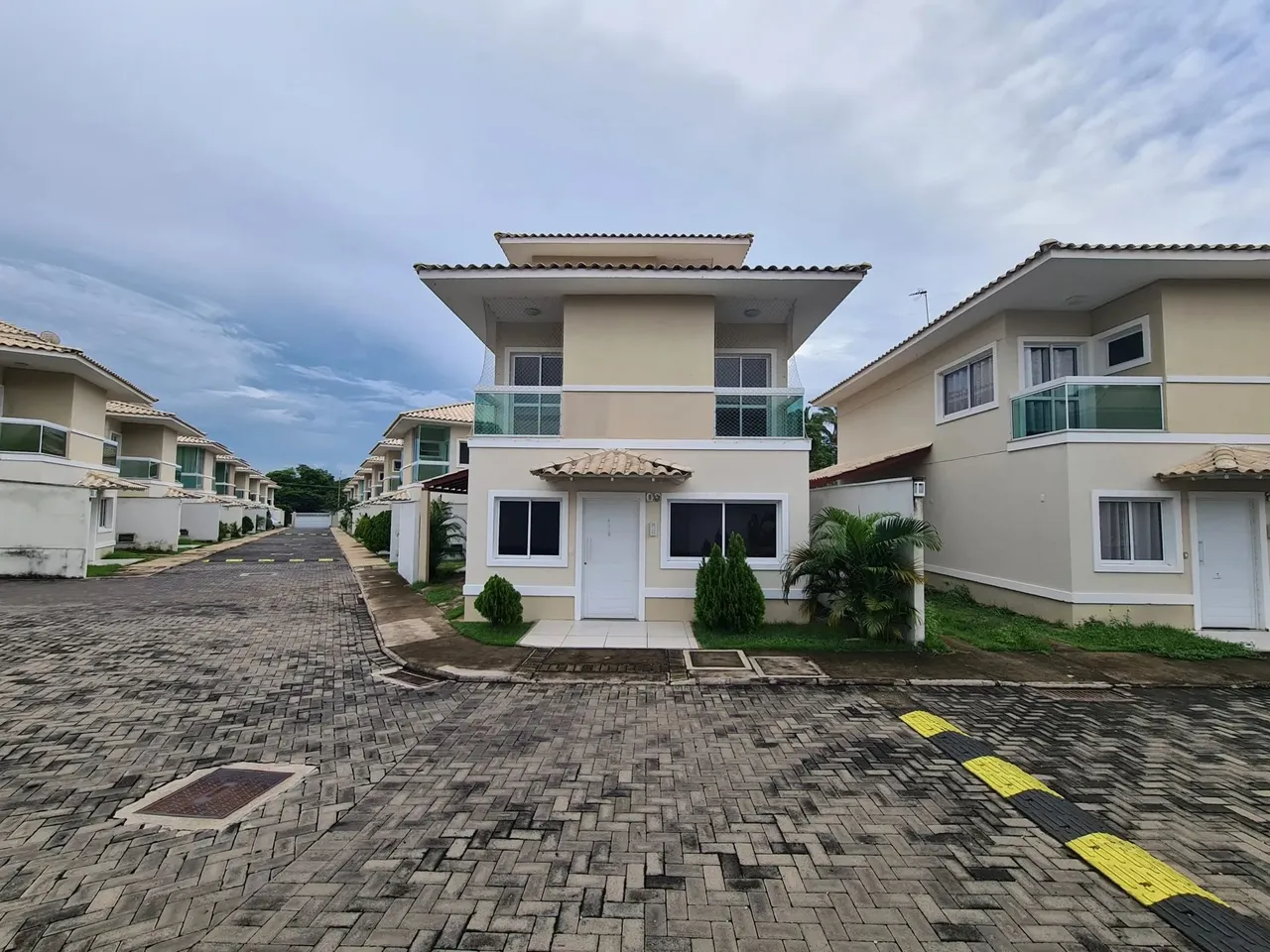 Condomínio La vie Suiça  Casa Triplex a venda no Socopó TR107370 THE - 1J9UTB6