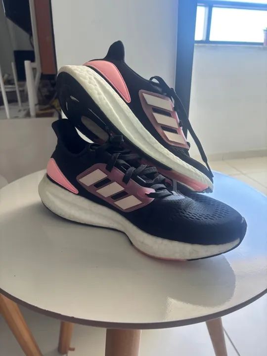 Tênis Adidas Originals - Feminino - Usado