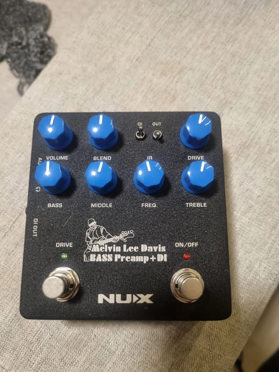 Pedal Nux Melvin Lee Davis Bass Preamp +DI - Instrumentos musicais