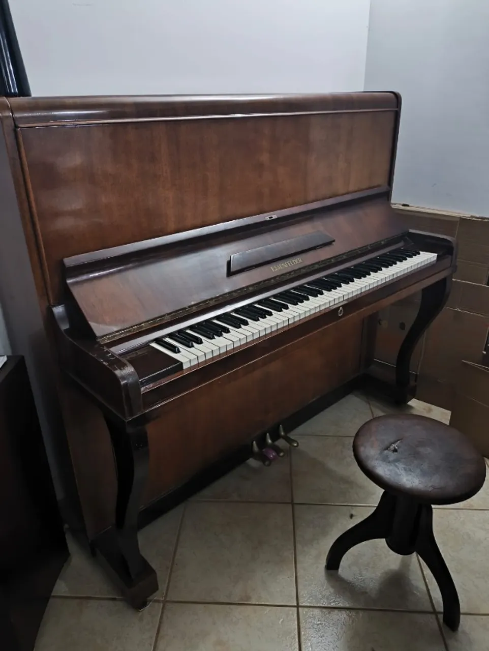 Piano Essenfelder 1974 - aceito teclado