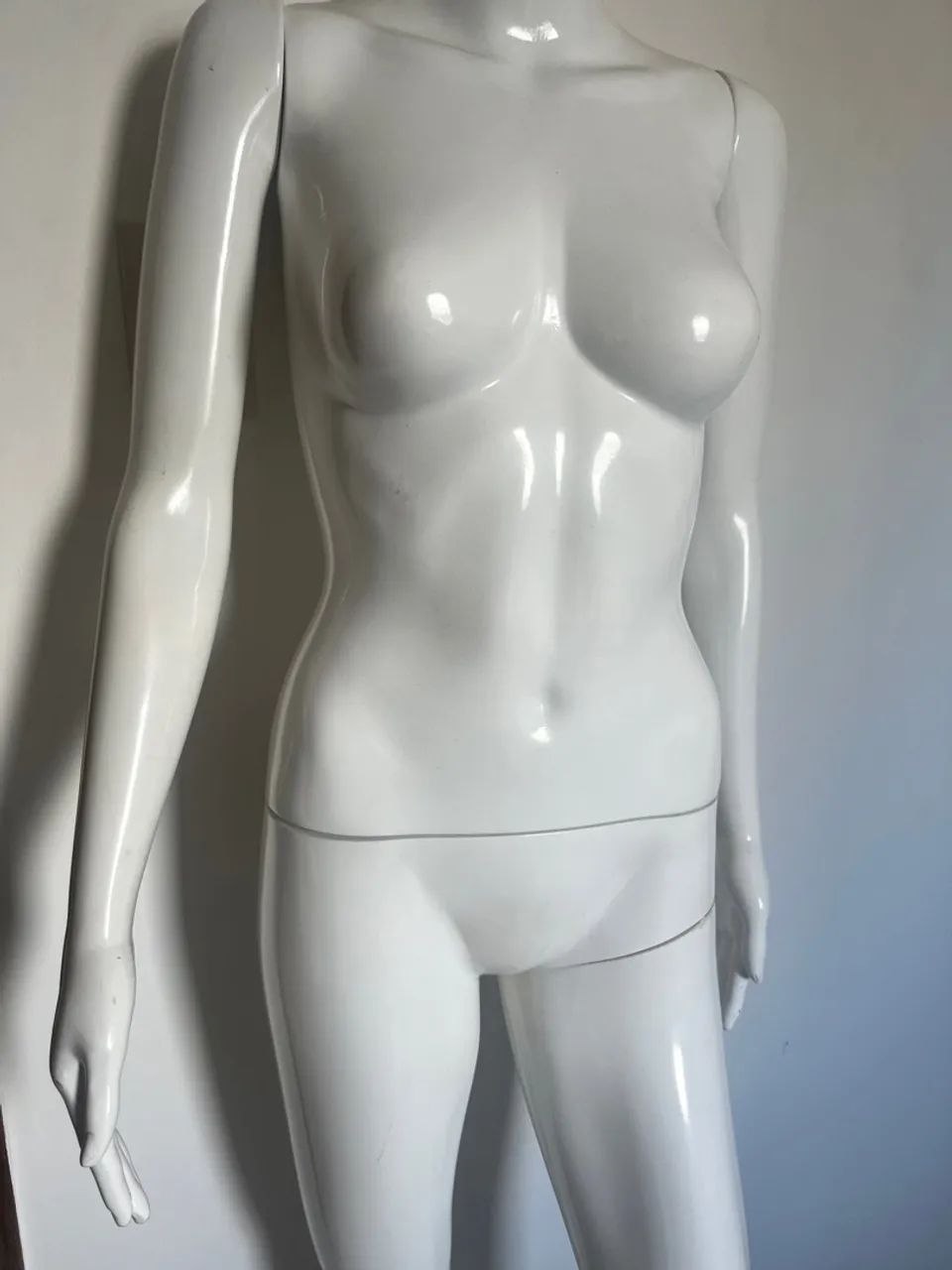 Manequim Feminino Branco - Foto 3