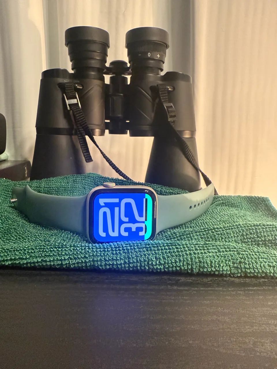 Apple Watch SE 2  44" + Celular + GPS - Foto 4