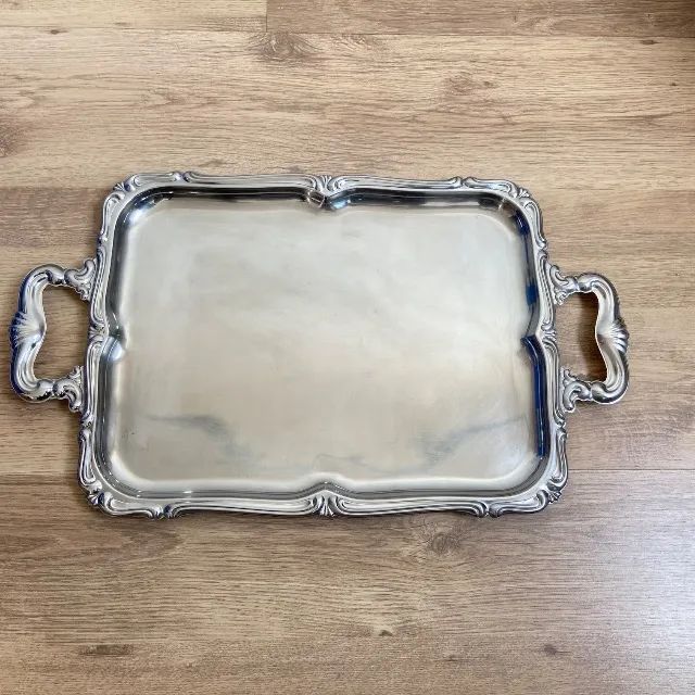 Bandeja em inox, retangular com alça 