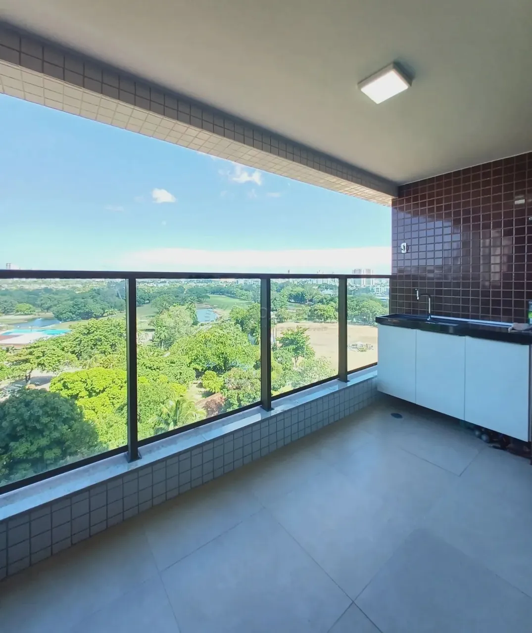 Imóvel para venda possui 53 metros quadrados com 2 quartos em Caxangá - Recife - PE