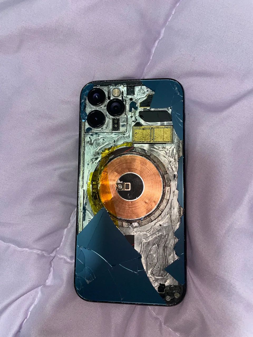 Carcaça IPhone 12 Pro - Com peças  - Foto 2