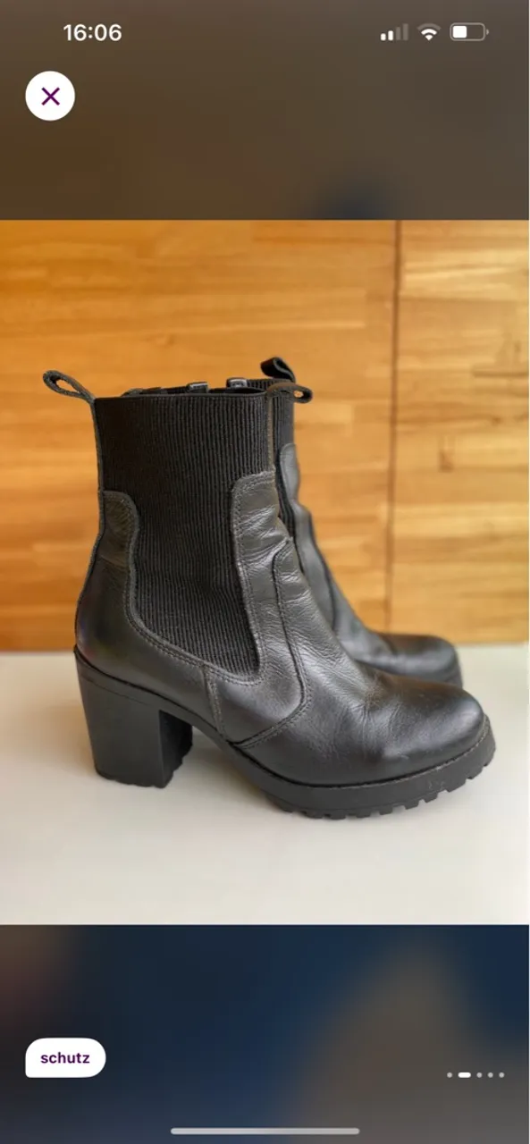 Bota Schutz Preta Couro Salto Bloco 38