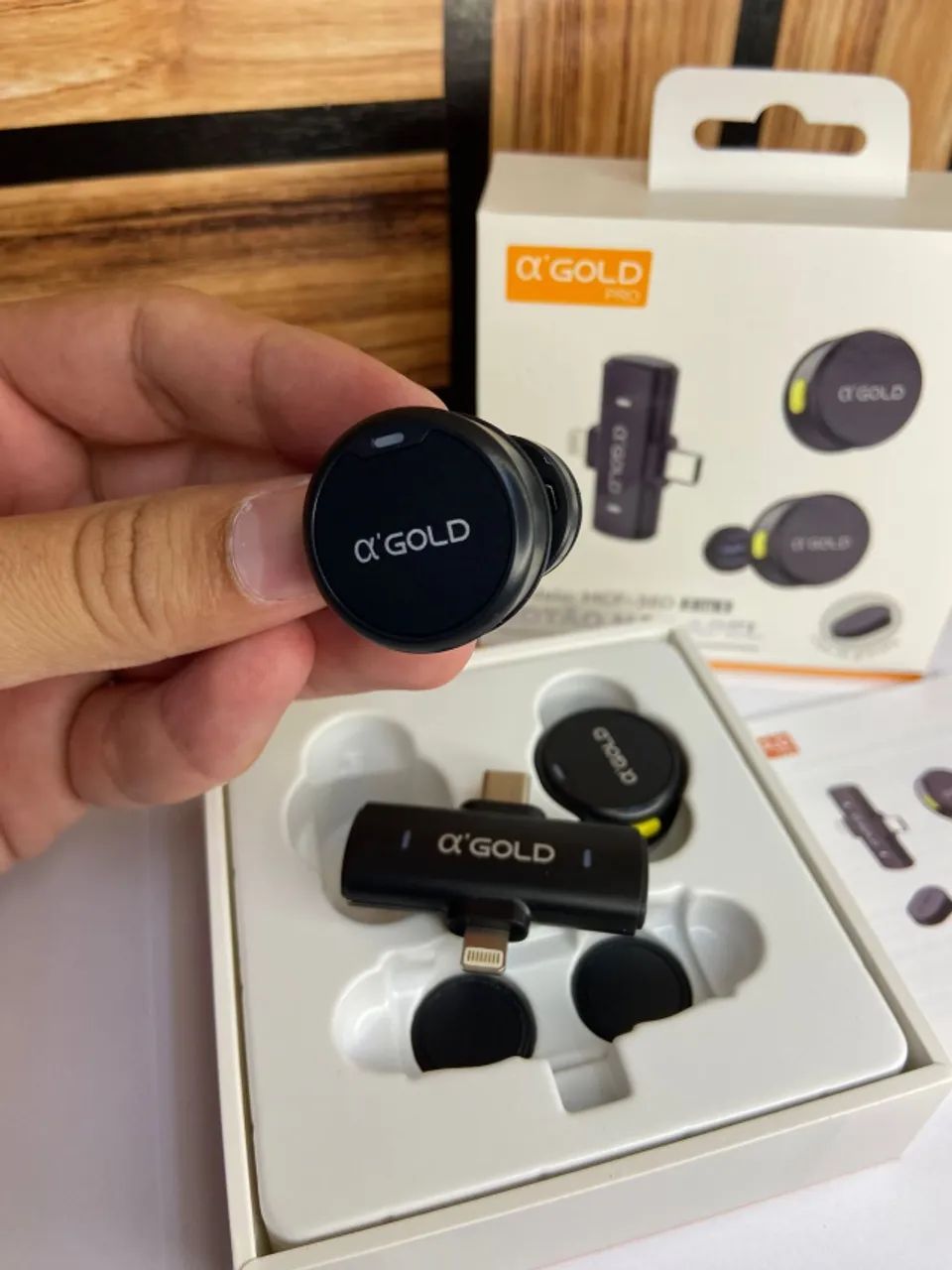 Microfone de Lapela Sem Fio a?Gold MCF-38D