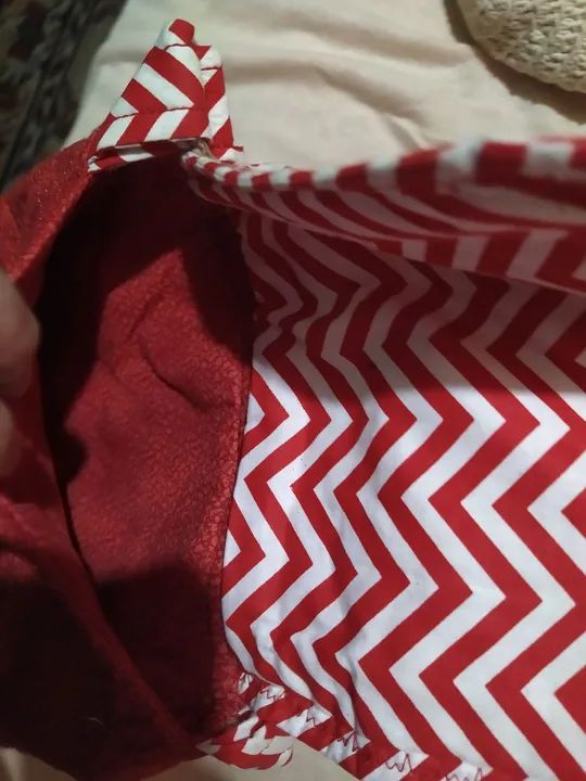 Bolsa de ombro vermelha e branca - Foto 5
