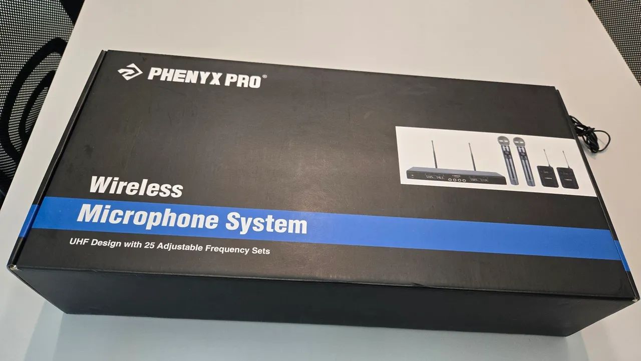 Sistema de Microfone Sem Fio Profissional - 2 Microfones de Mão + 2 Lapelas - Foto 2