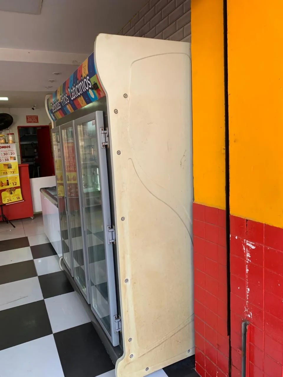 Frezeer Auto Serviço Fricon 3 portas  - Foto 4