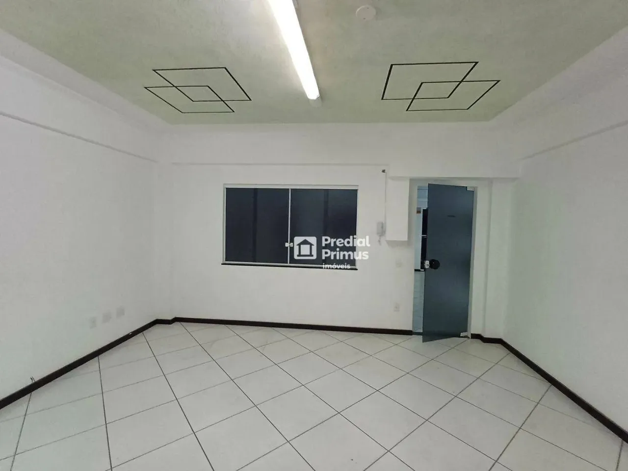 Sala para alugar, 25 m² por R$ 965,00/mês - Conselheiro Paulino - Nova Friburgo/RJ