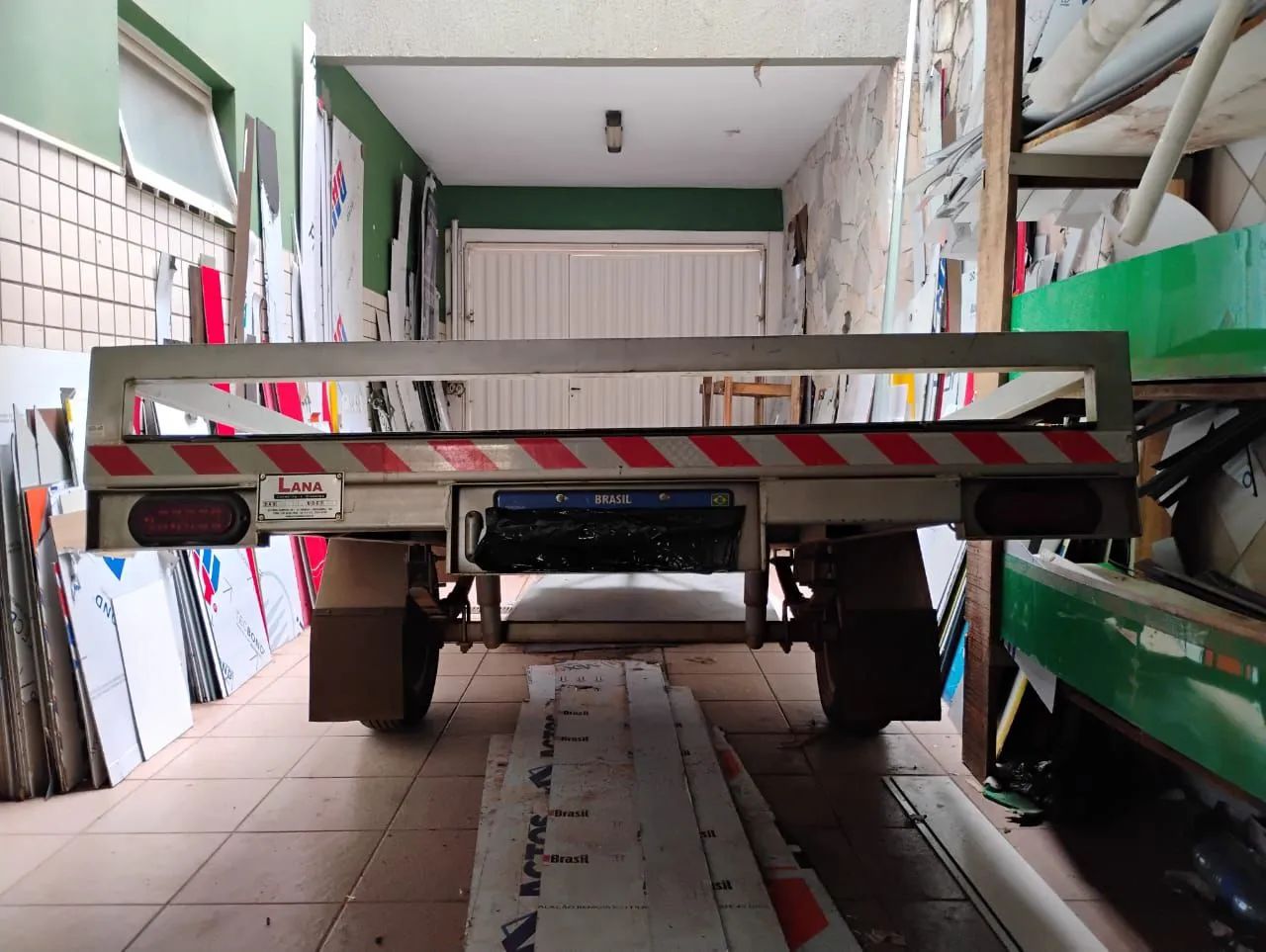 Small Trailer64298535311490123