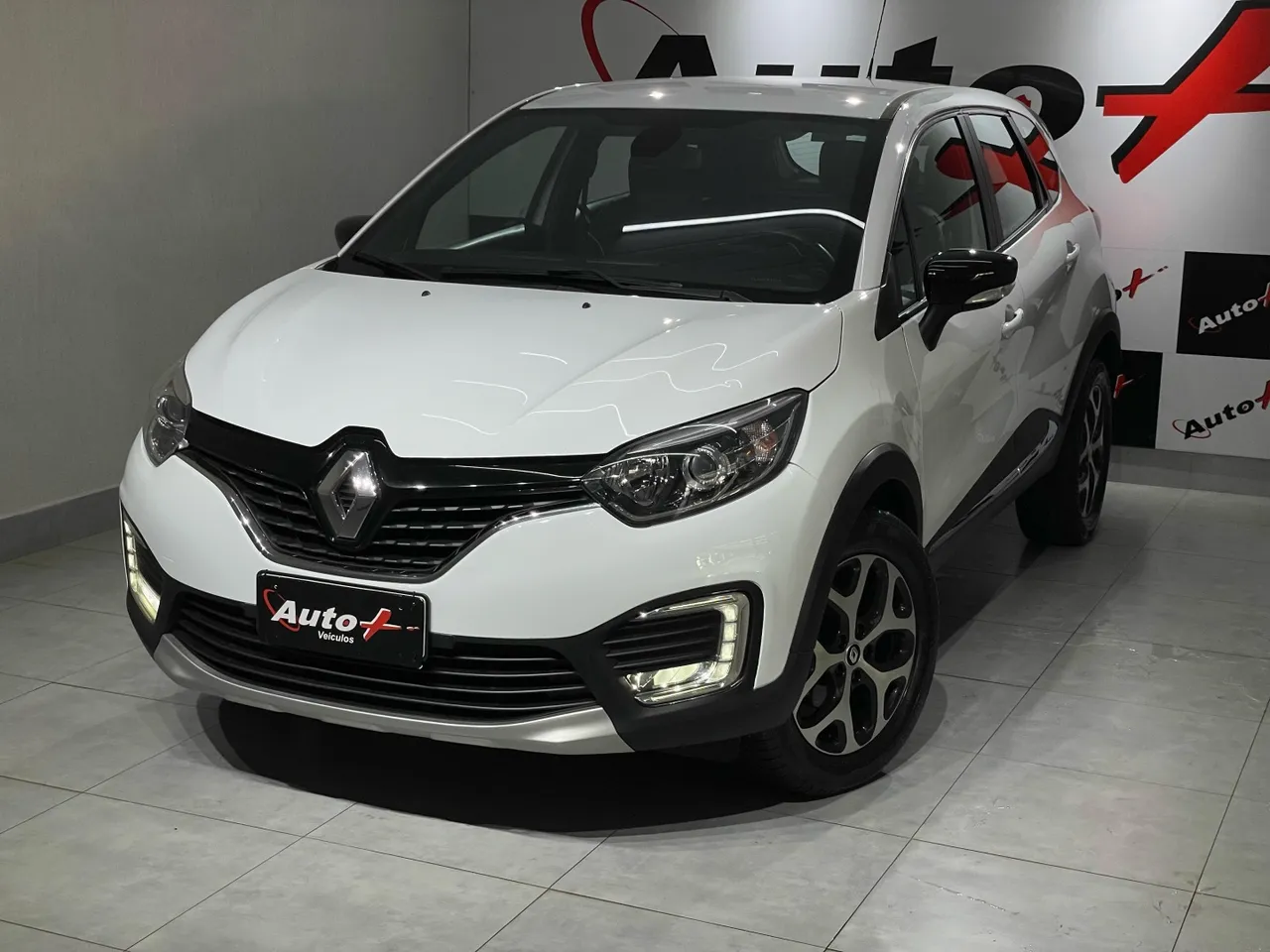 Renault Captur 2020 2.0 16v hi-flex intense automático