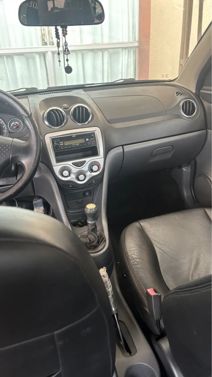 Jac J3 preto - Foto 4