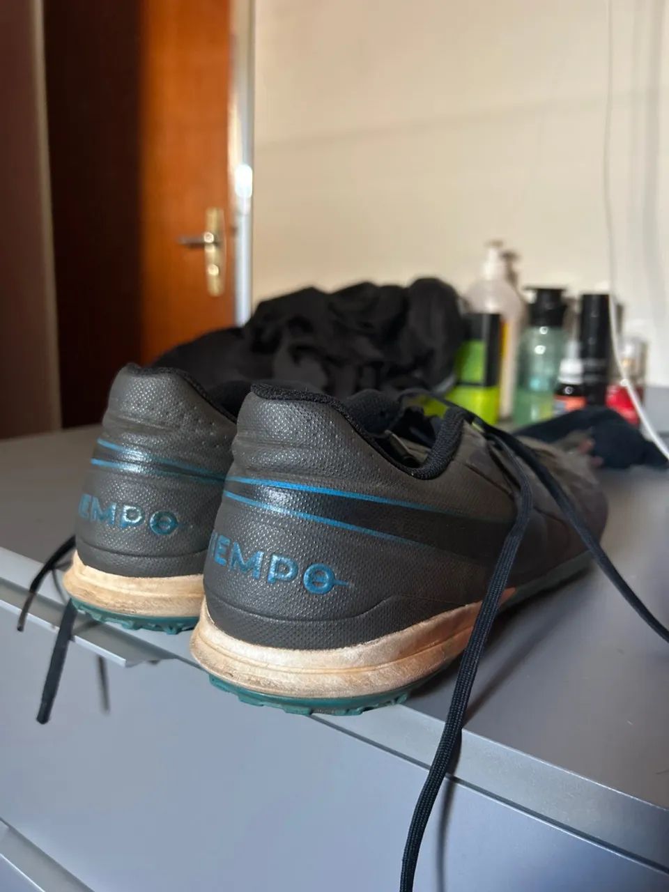 Chuteira Nike Tiempo Society usada