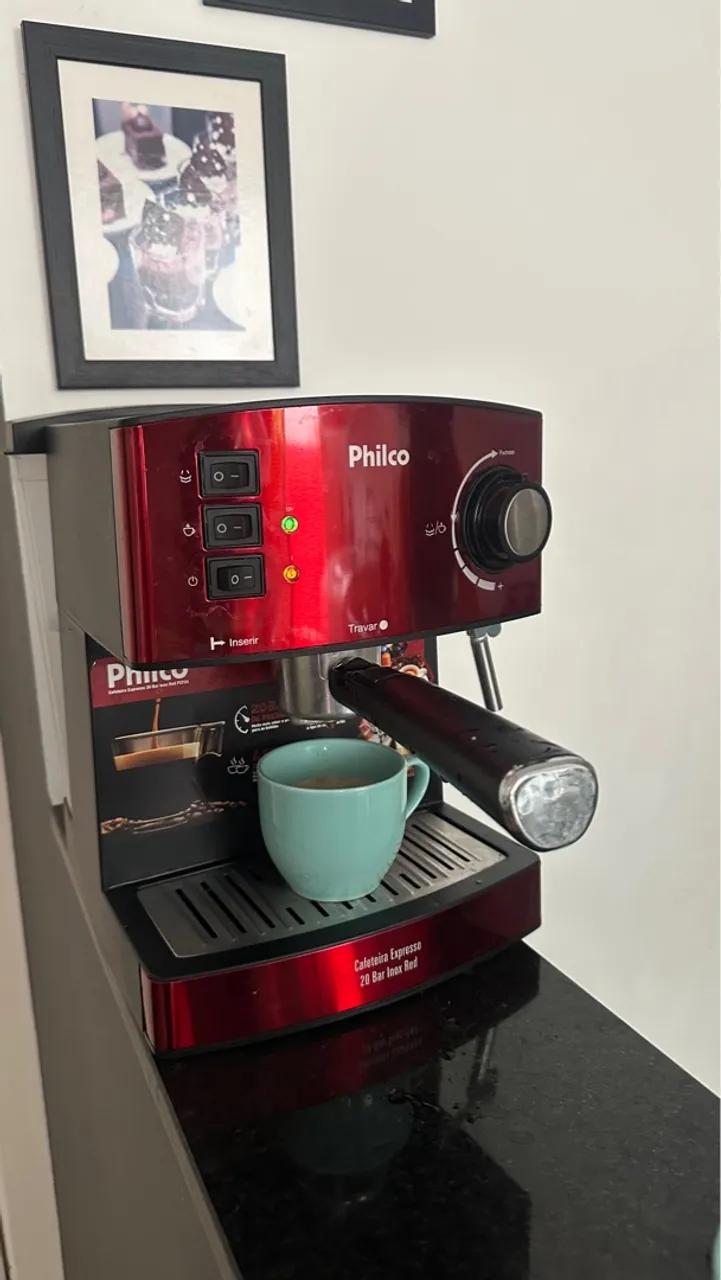 Cafeteira 20 Bar cápsulas Nespreso e Pó de Café
