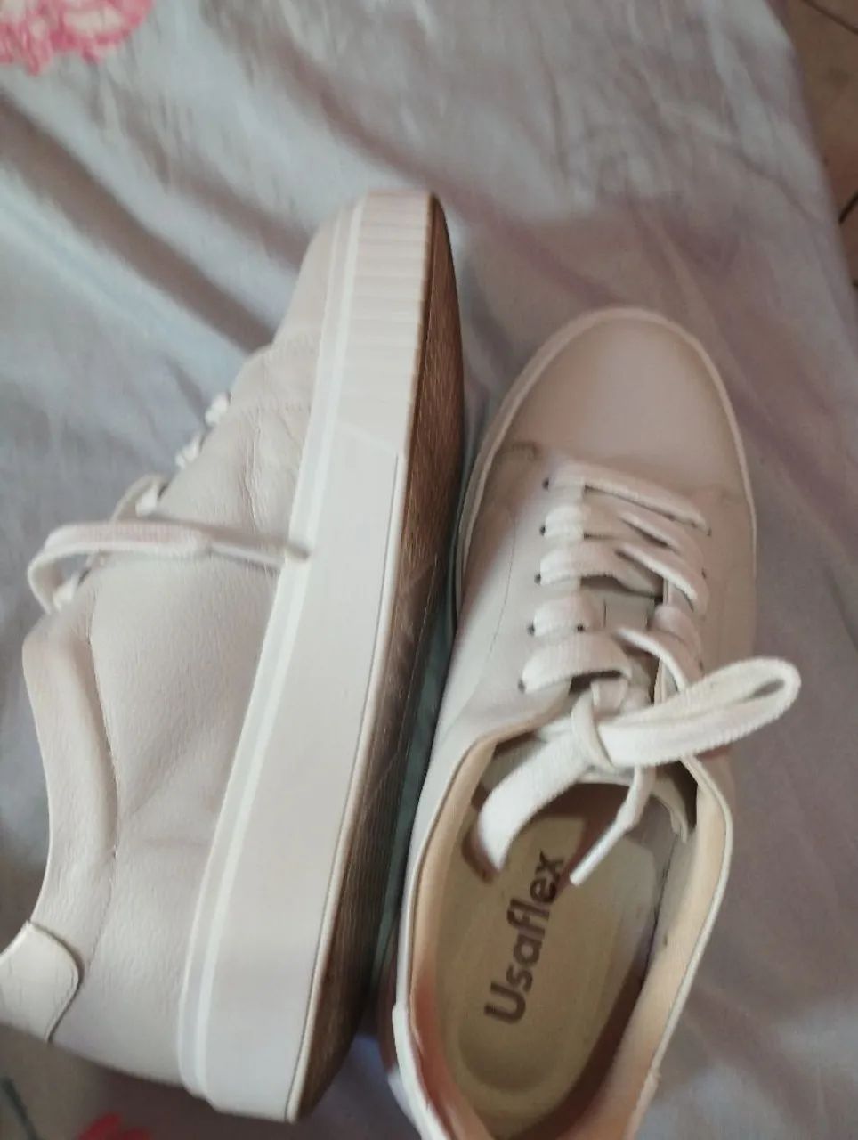 Tênis casual branco
