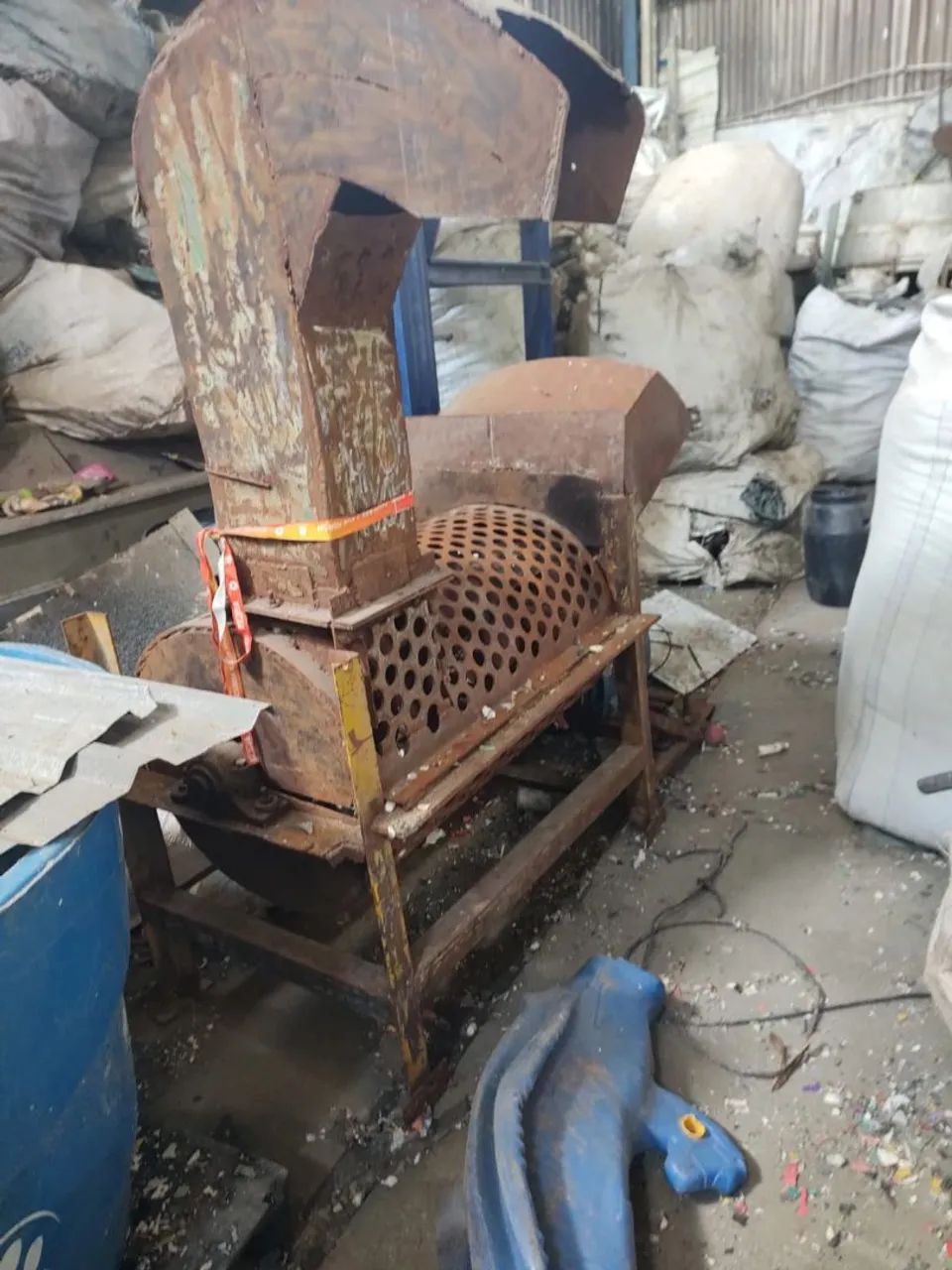 Desrotuladora pra Plastico Garrafa Pead tira Tampa e Rotulo Reciclagem Motor 15cv - Foto 3