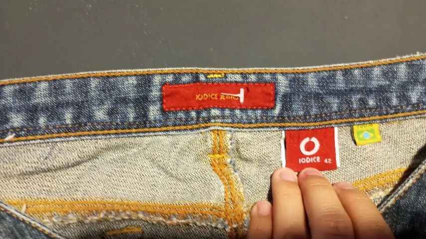 Calça jeans Iódice tamanho 42 - Foto 4