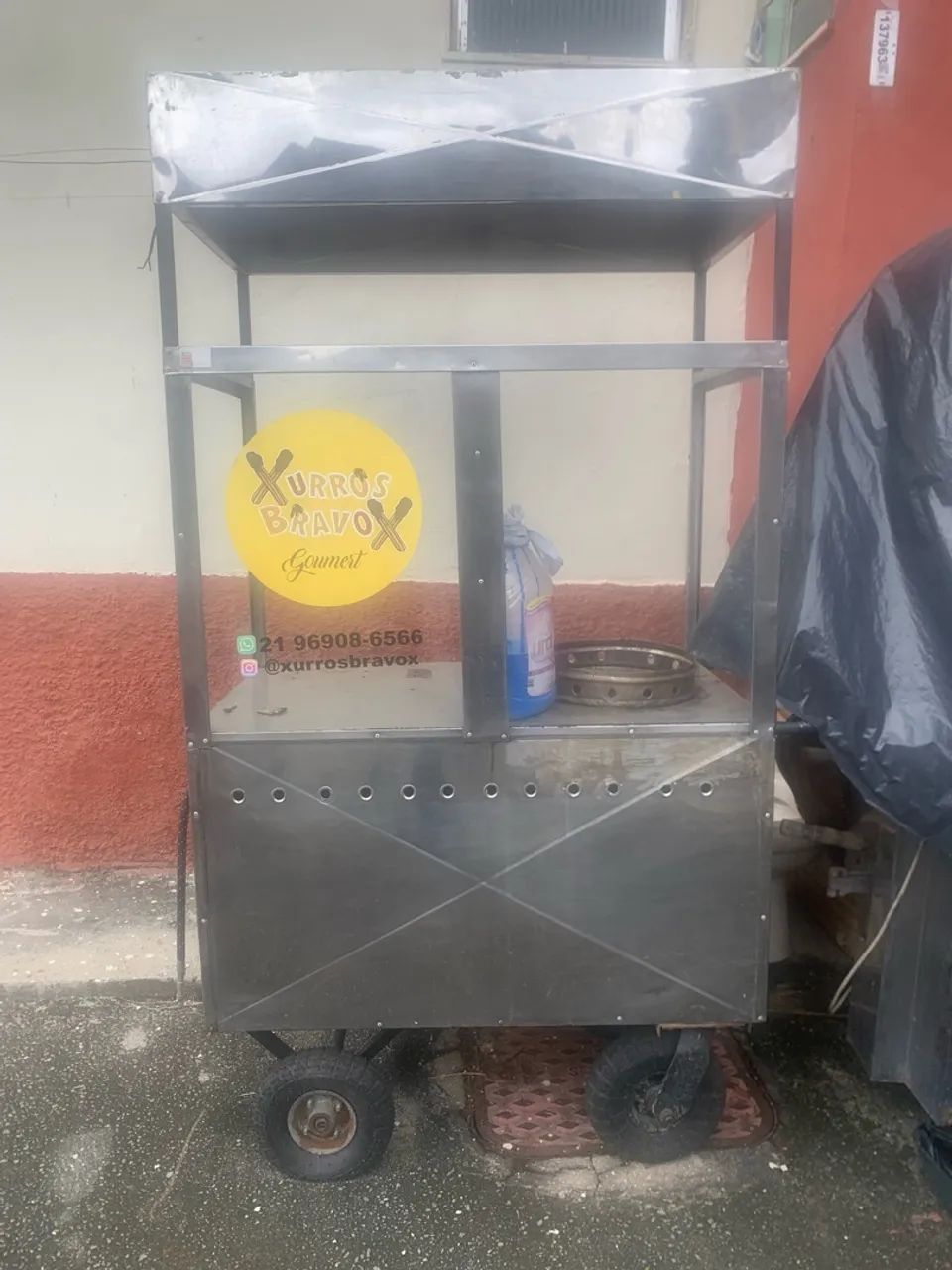 Vendo 2 barracas de churros 