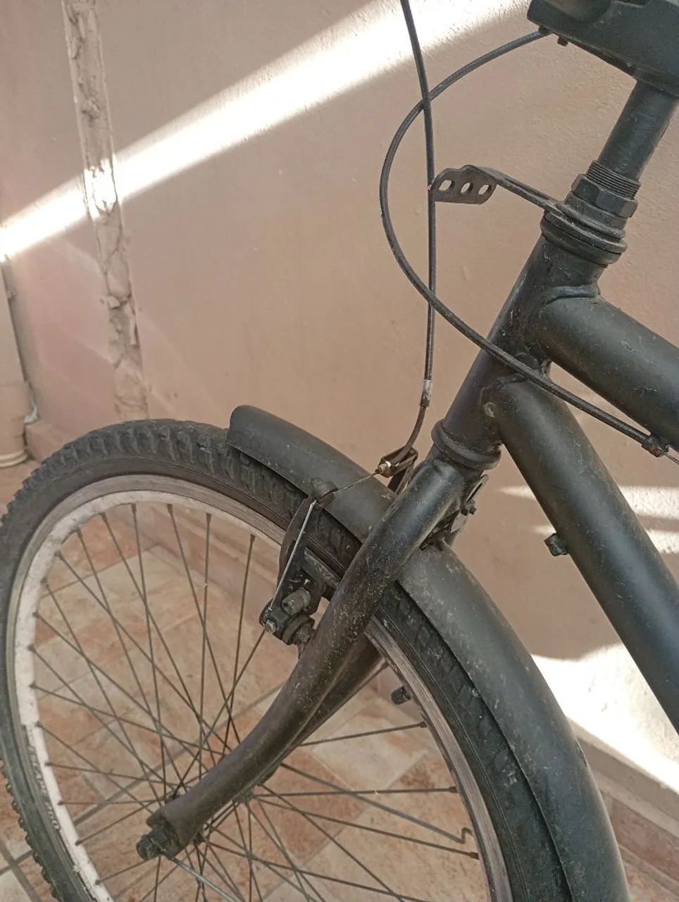 Bicicleta aro 26 com cadeirinha  - Foto 2