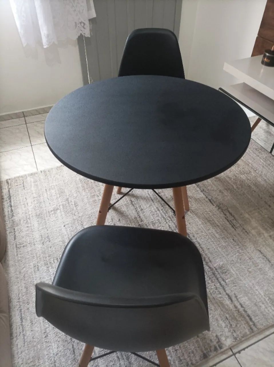 Mesa de jantar e cadeiras  - Foto 2