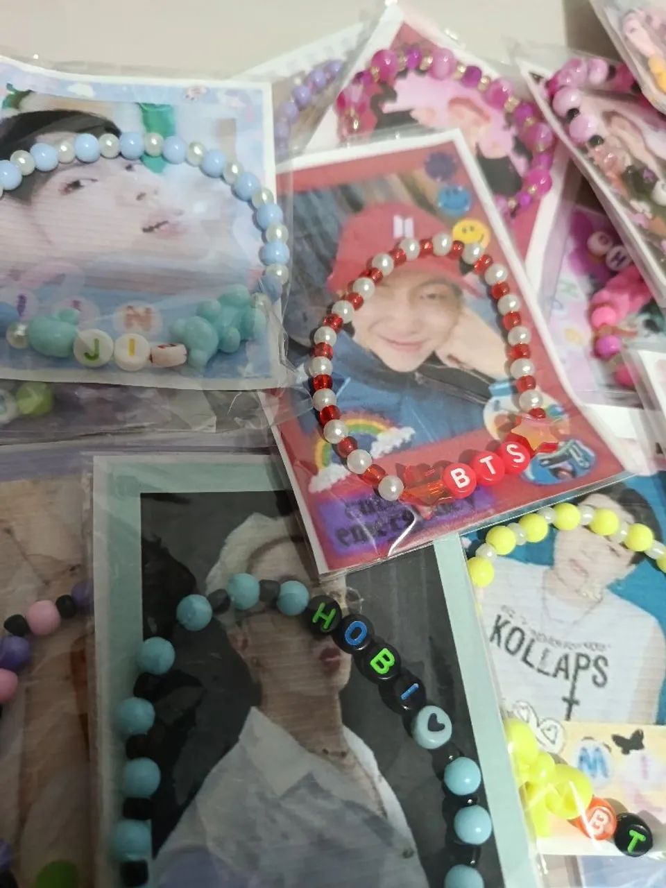 Kit de pulseiras de miçangas do BTS 20 UNIDADES - Foto 4