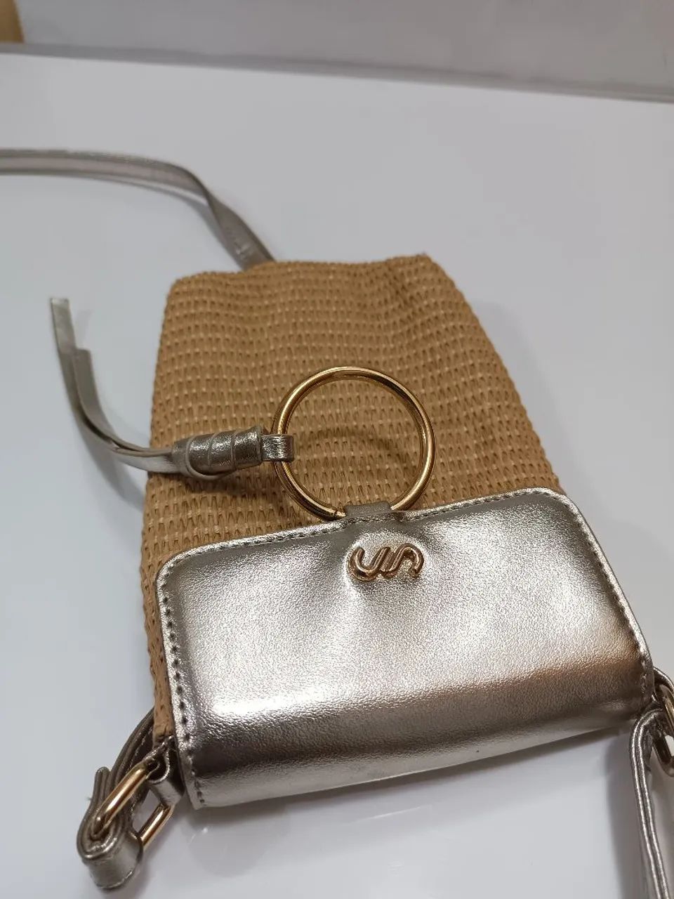 Bolsa transpassada porta celular sonho dos pés  - Foto 4