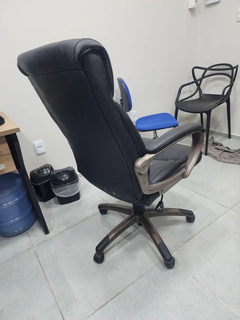 CADEIRA DE ESCRITORIO - Foto 2