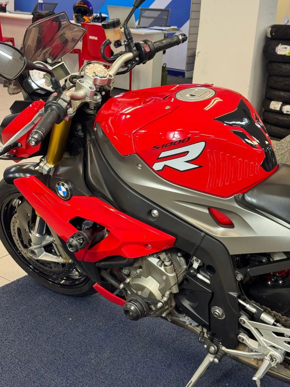 BMW S1000R 2014 - Foto 4