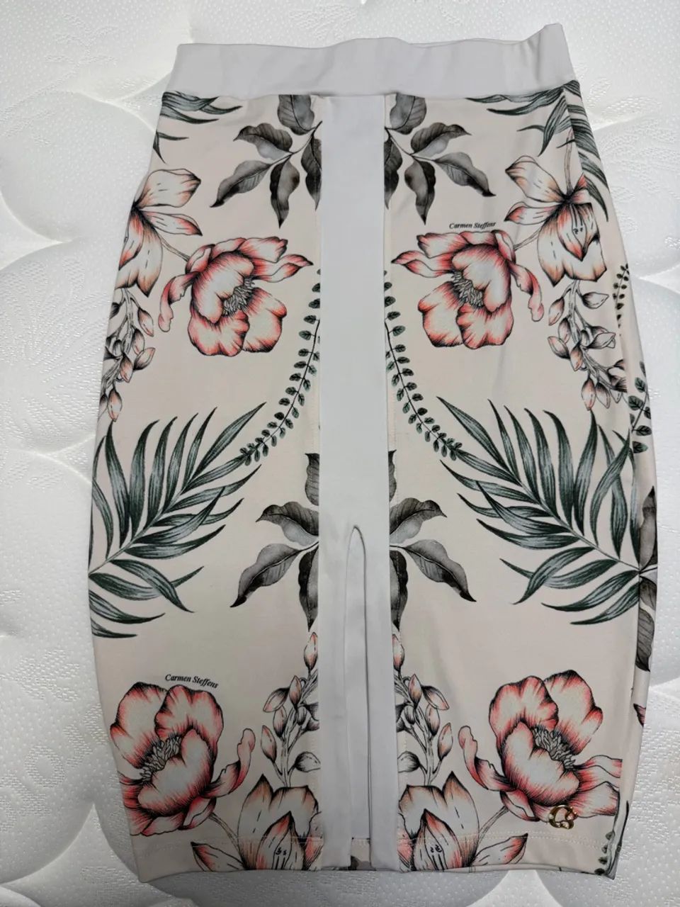 Saia Midi Floral Carmen Steffens - Elegante e Sofisticada