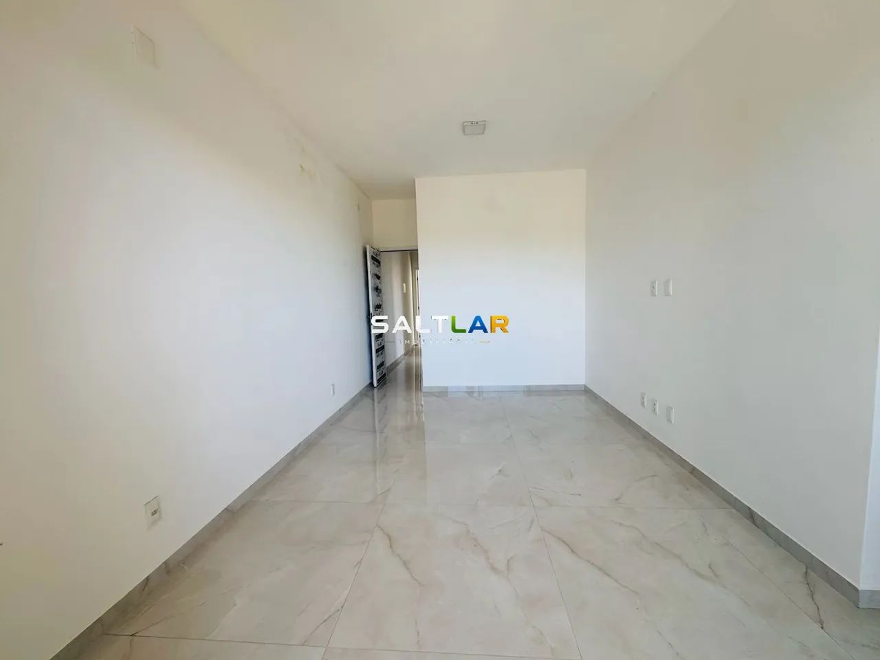 CASA DUPLEX NO CENTRO DO EUSÉBIO - 4 SUÍTES, 2 VAGAS - Foto 4