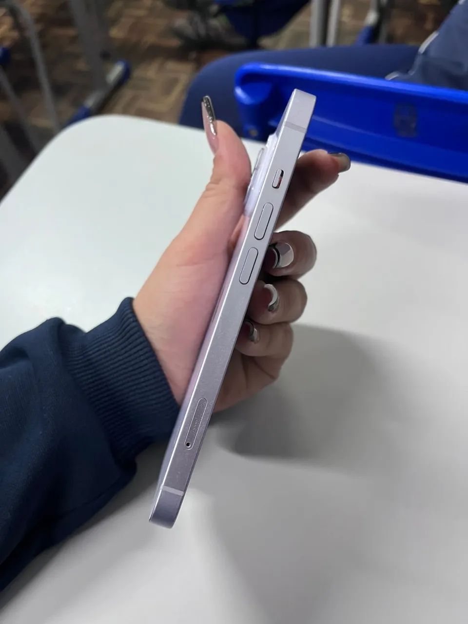 iPhone 14 128GB Lacrado cor Lilás  - Foto 4