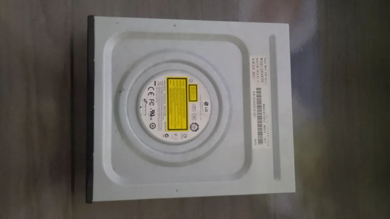 Entrada para CD para CPU. - Foto 2