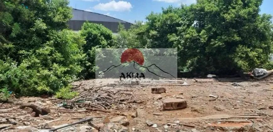 Vendo terreno 2.500 m² plano ótimo para sobradinhos e galpão - Foto 2