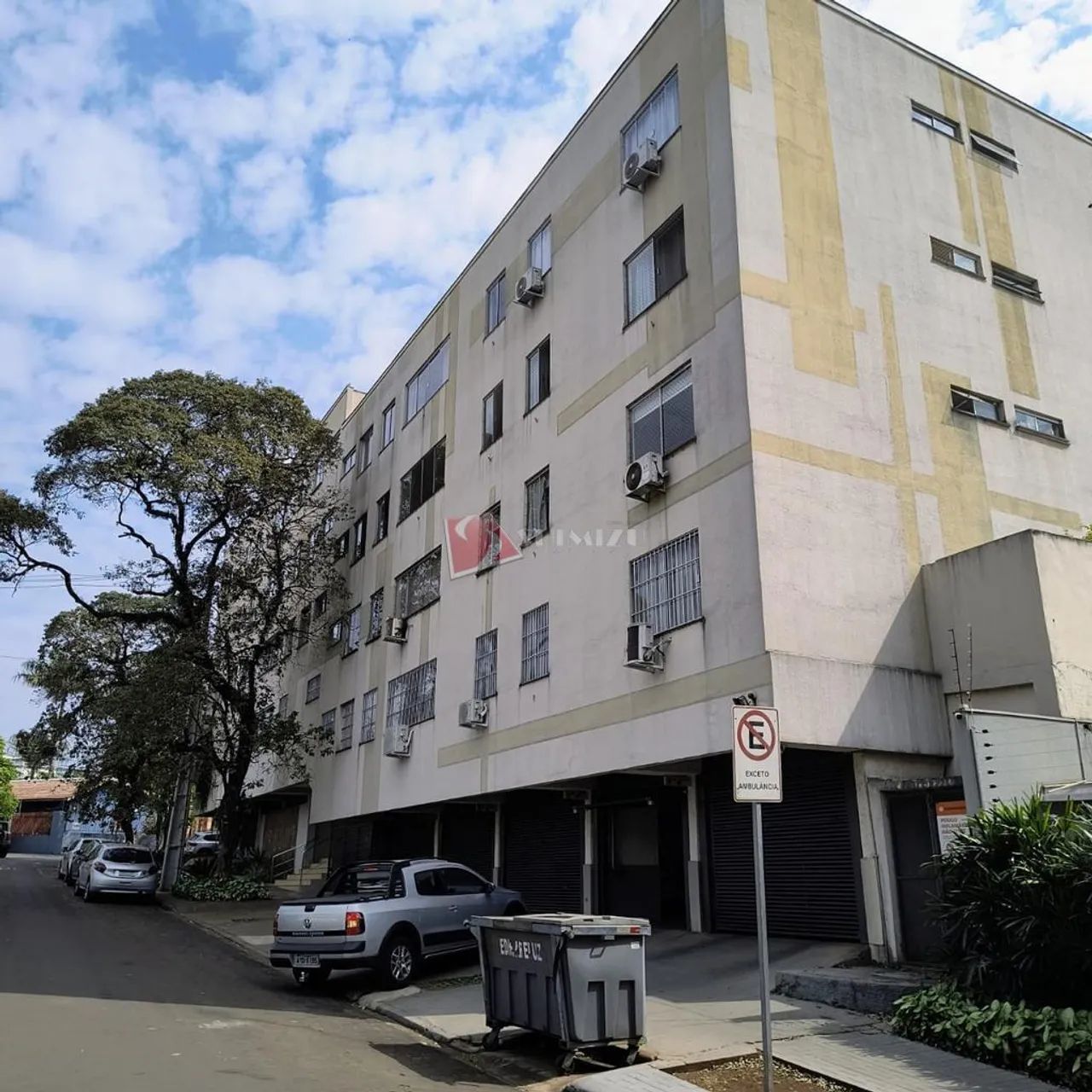 Apartamento à venda em Maringá, Zona 04, com 3 quartos, com 94.21 m², Condomínio Edifício  - Foto 2