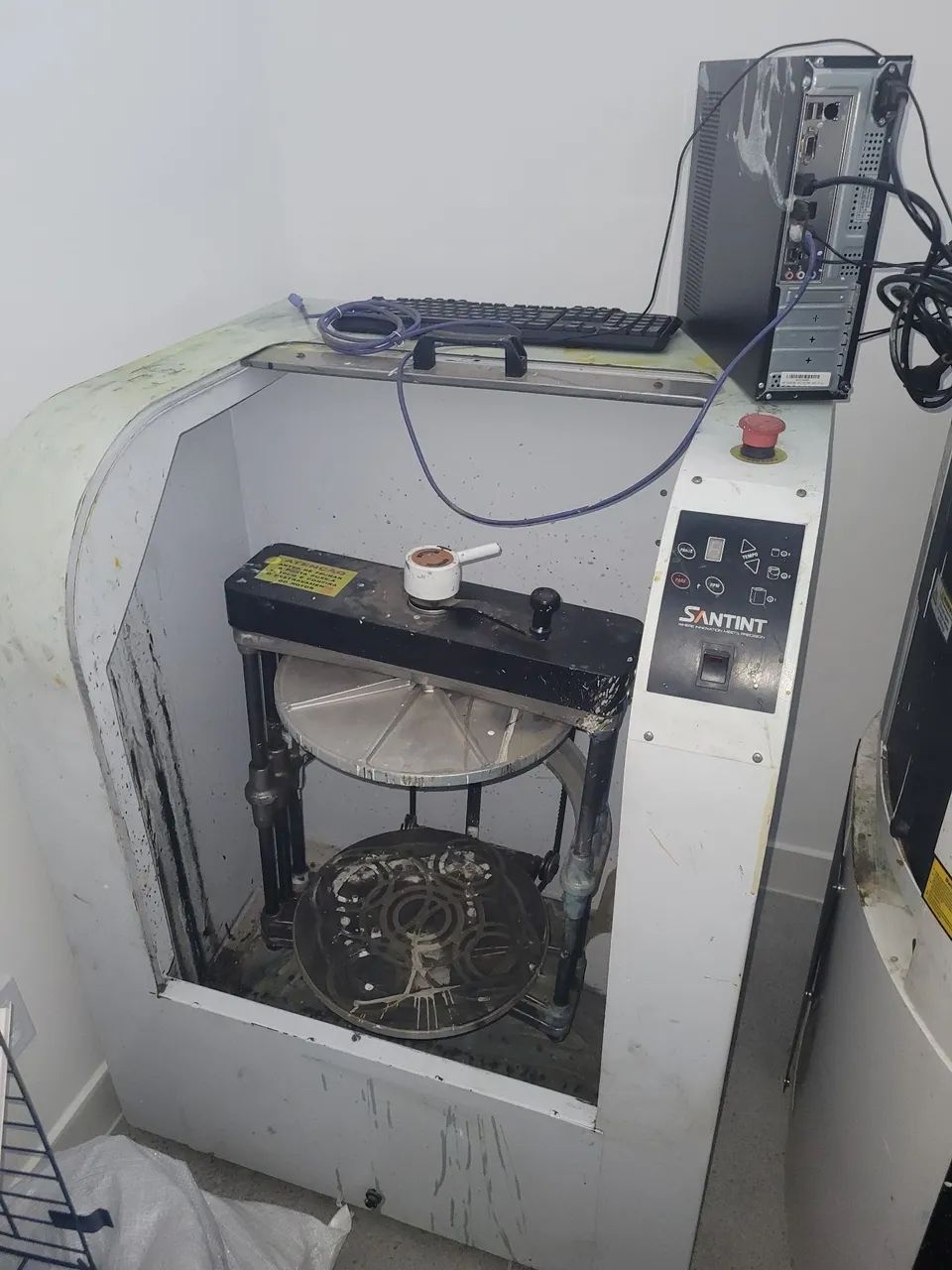 Tintometrico Santint A1 (Dosadora + Batedor) - Foto 3