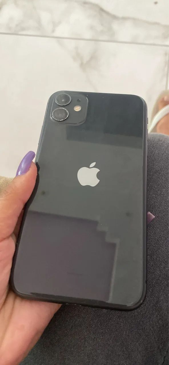 Vendo iPhone 11 sem detalhes  - Foto 2