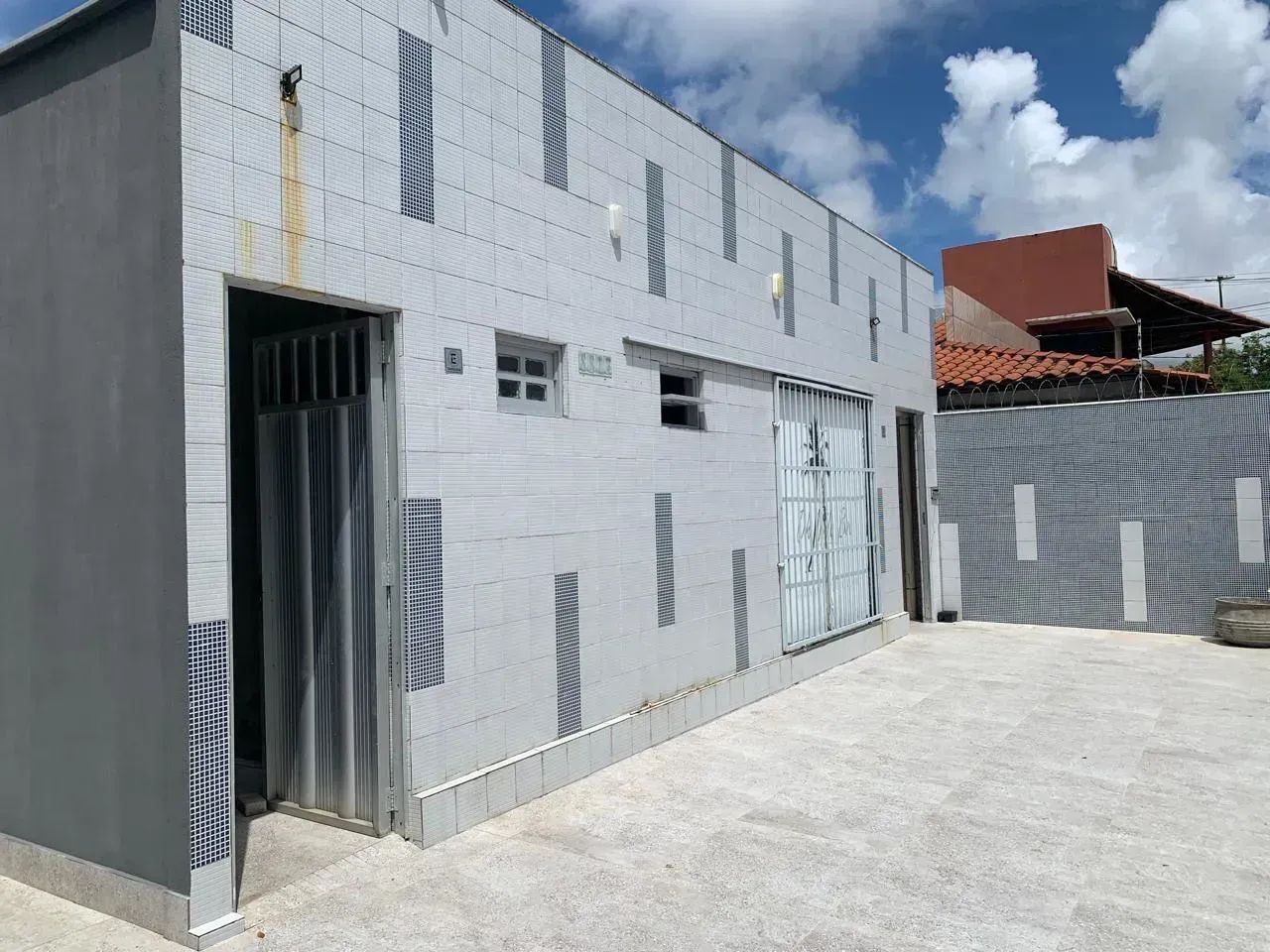 CASA EM PONTA NEGRA COM 6 FLATS - Foto 2