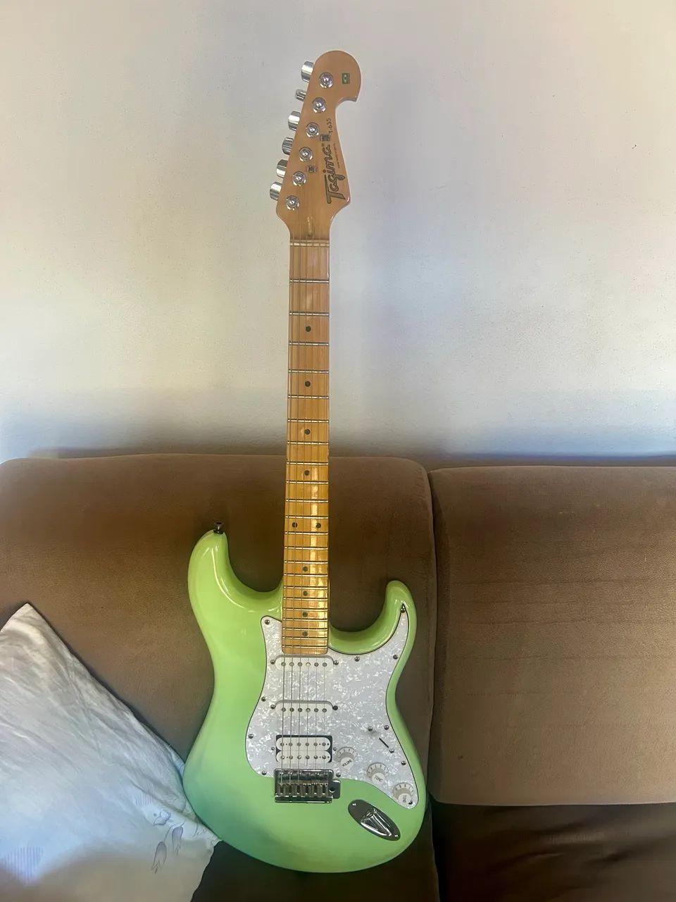 Guitarra Tagima Brasil Especial  - Foto 2