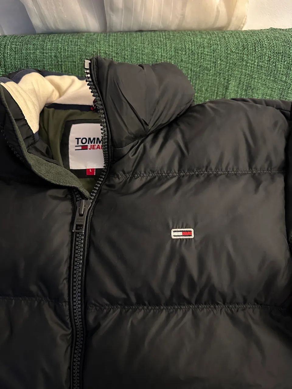 Jaqueta Puffer Preta Tommy Hilfiger - Foto 2