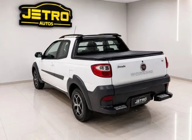 Fiat Strada Working Hard 1.4 Fire Flex 8V CD 2017 - Foto 3