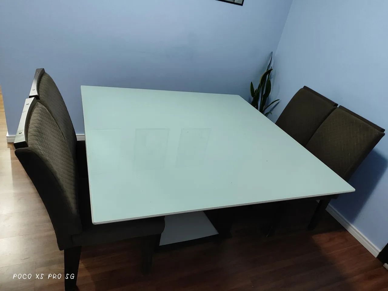 Mesa grande com 4 cadeiras - Foto 4