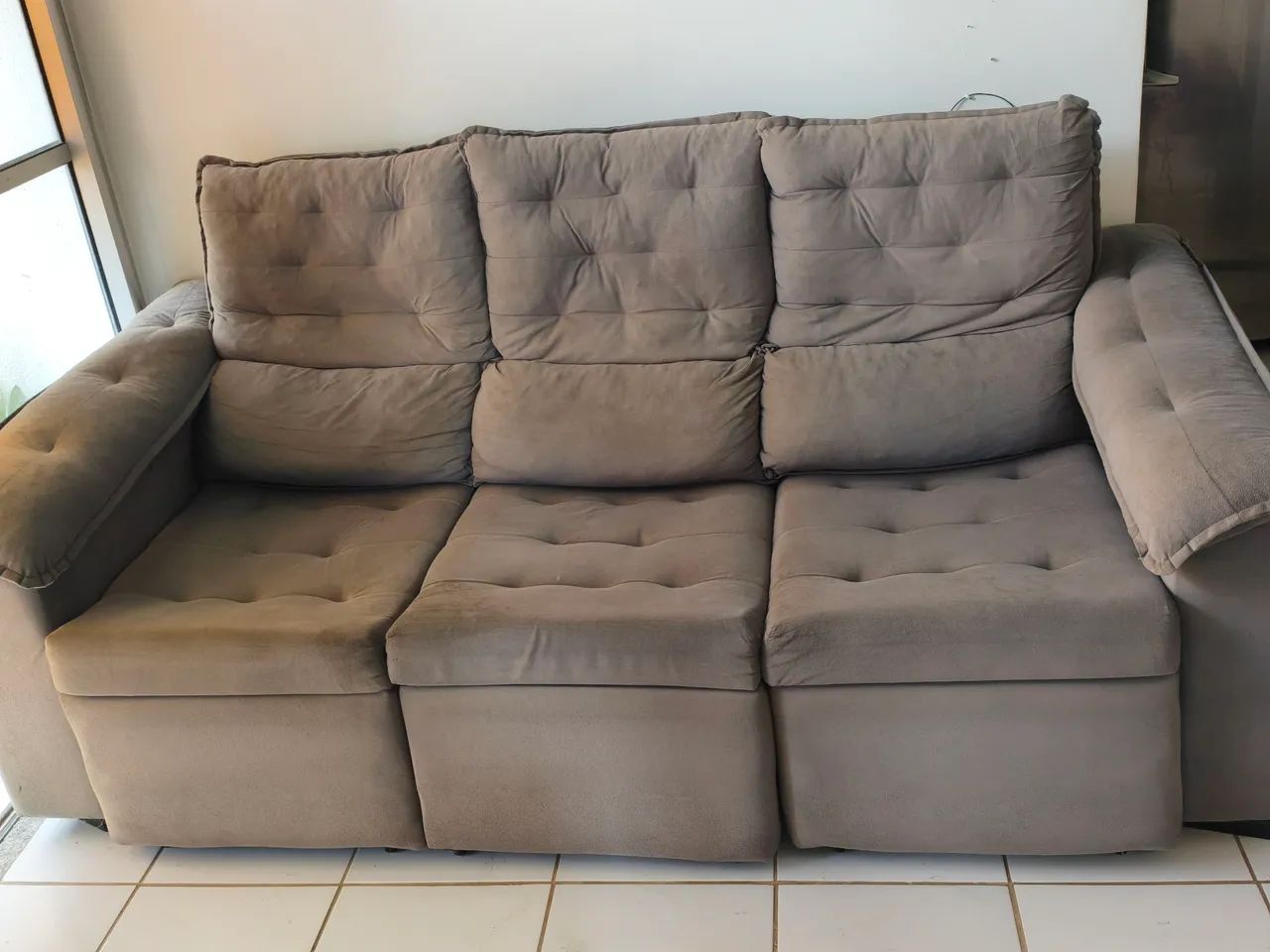Sofá Retrátil 3 Lugares