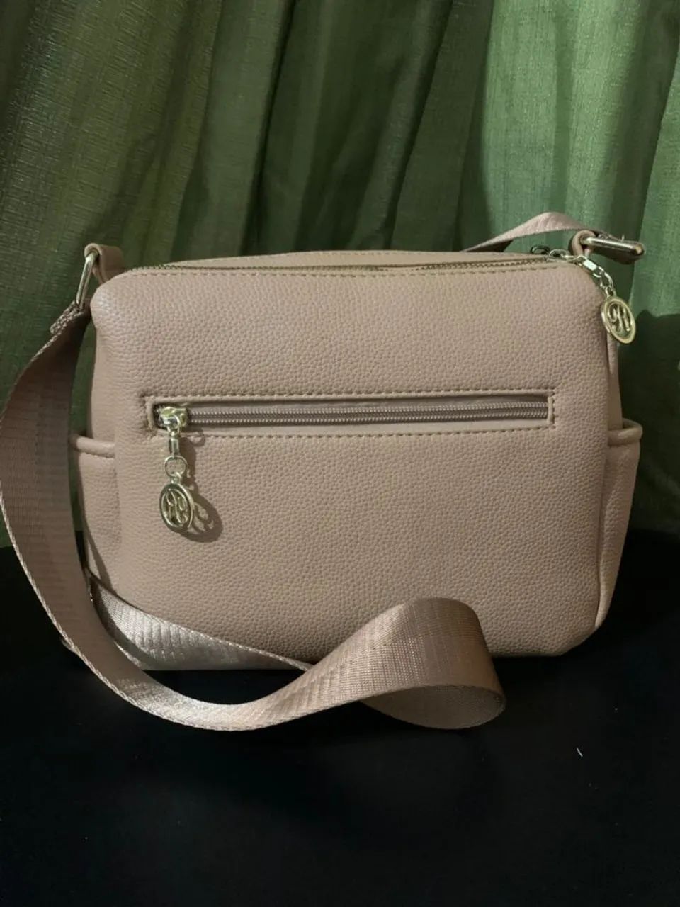 Bolsa feminina transversal - NOVA- na cor bege - Foto 2