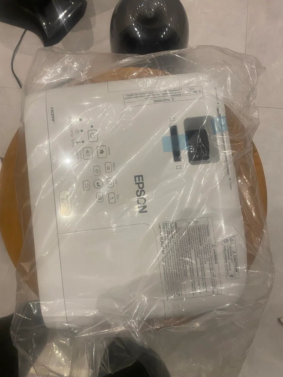 Retroprojetor EPSON NA CAIXA - 50% do preço de mercado  - Foto 4